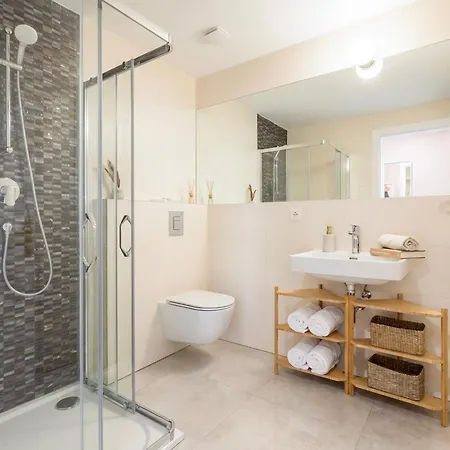 Apartman Turnkey I Letna Park *